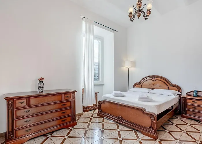 La Casa Viola