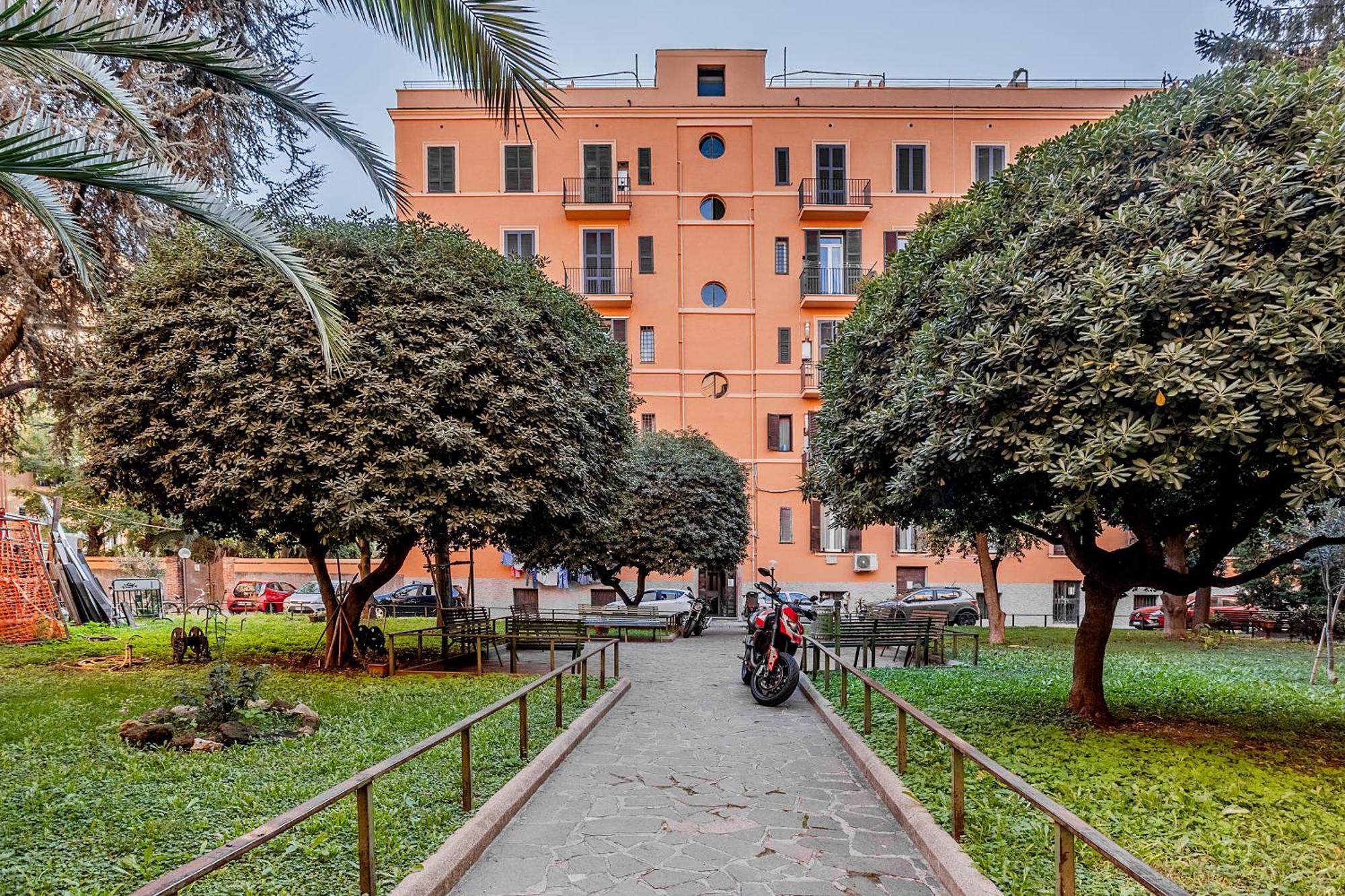 La Casa Viola Rome